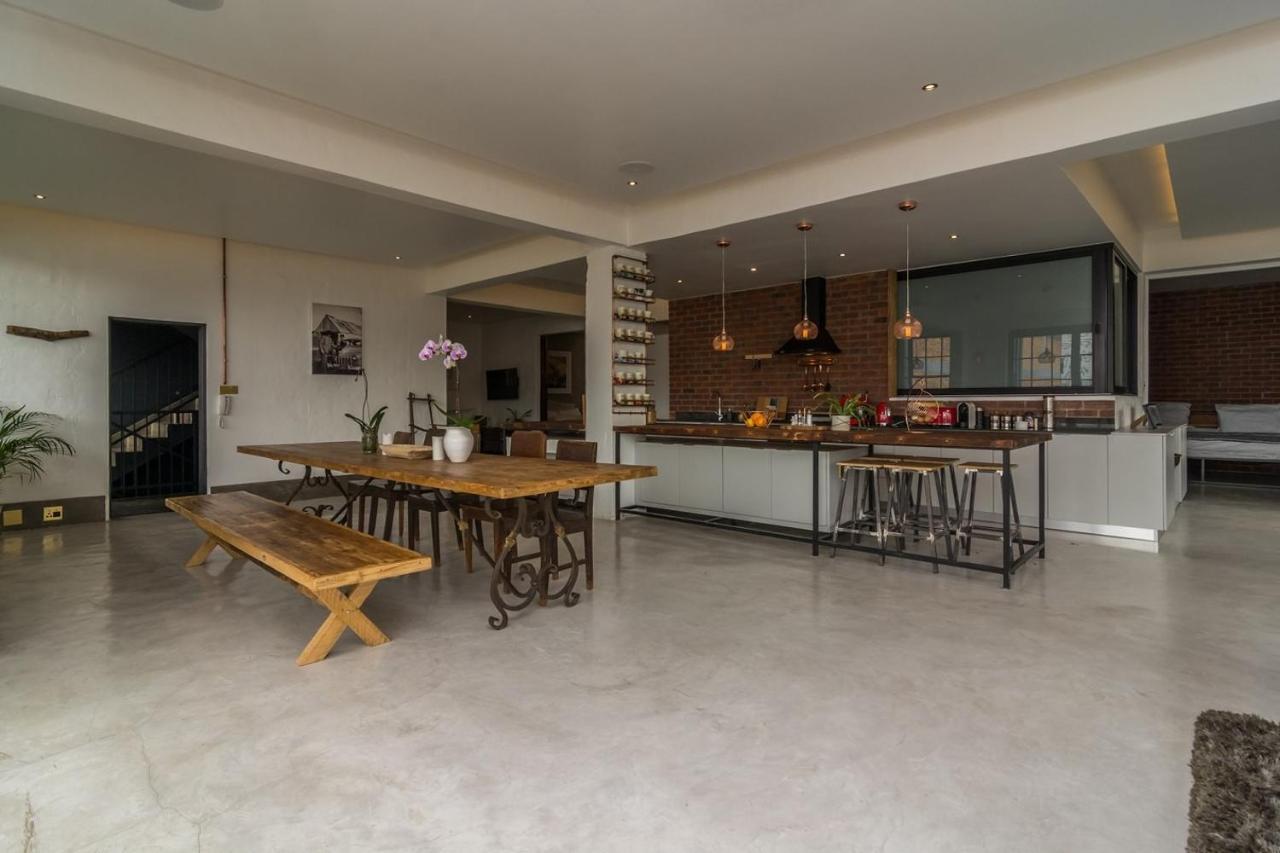 12 Decades Art Hotel Johannesbourg Extérieur photo